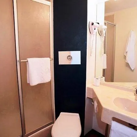 De Marne-la-vallee Hotel 2*