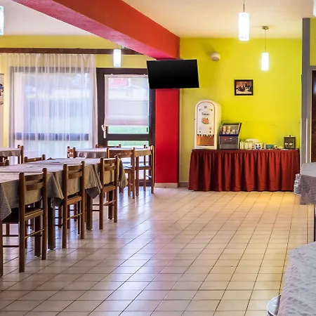 Hotel De Marne-la-vallee 2*